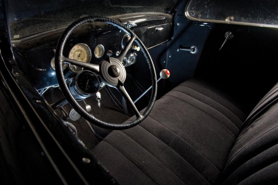  Ford DeLuxe 3-Window Custom Coupe 1936 года  (фото 7 из 9)